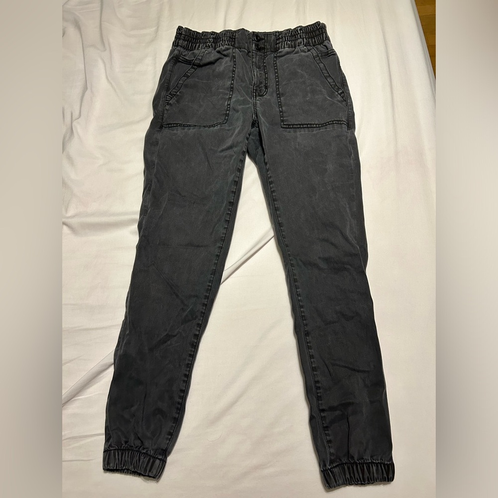 American Eagle stretchy jogger pants
